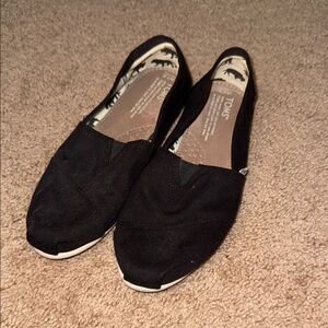 TOMS Women's Classic Black Loafers